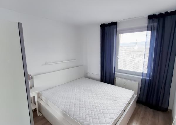 PRENÁJOM! Byt 3+1 (77 m2) 2 balkóny,  Levočská SNV