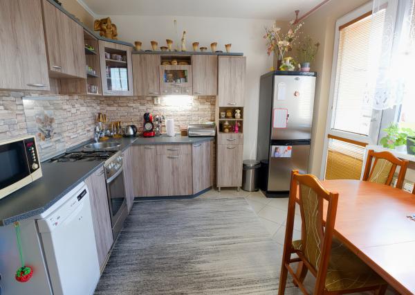 Byt 2+1 (59 m2) s balkónom na sídl. Mier v Sp. Novej Vsi