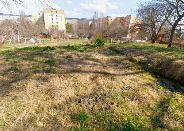 Záhrada s chatkou (363 m2) sídl. Mier Spišská Nová Ves