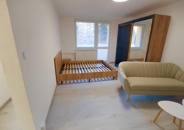 PRENÁJOM! Byt 1+1 (44 m2) s dvomi loggiami, sídl. Tarča v Sp. N. Vsi