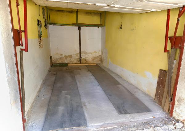 Garáž (17 m2) s pivnicou, ul. Levočská Spišská Nová Ves