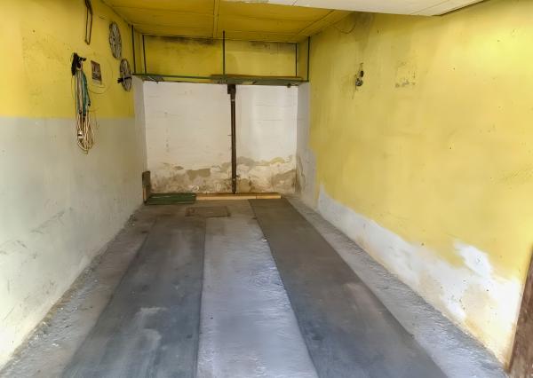 Garáž (17 m2) s pivnicou, ul. Levočská Spišská Nová Ves