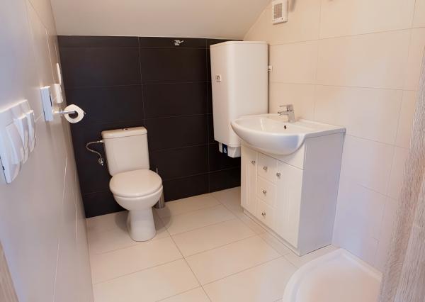 Multifunkčný dom s veľkým pozemkom (1656 m2) Veľká Lomnica