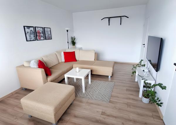 PRENÁJOM! Byt 3+1 (77 m2) 2 balkóny,  Levočská SNV