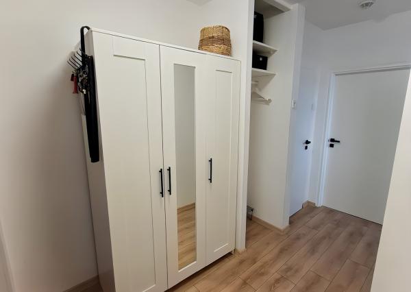 PRENÁJOM! Byt 3+1 (77 m2) 2 balkóny,  Levočská SNV