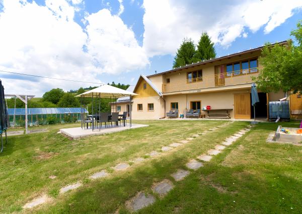 Rodinný dom - chalupa pod Bukovcom (2 869 m2), Švedlár