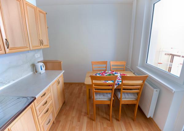 PRENÁJOM! Byt 2+1 (62 m2) s balkónom v centre, Levočská ul., Sp. N. Ves