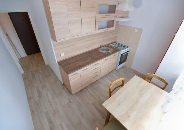 Slnečný byt 2+1 s loggiou v centre, Banícka ul., Sp. N. Ves