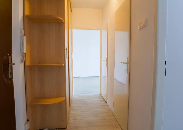 Slnečný byt 2+1 s loggiou v centre, Banícka ul., Sp. N. Ves