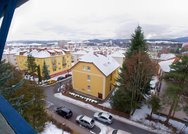 Slnečný byt 2+1 s loggiou v centre, Banícka ul., Sp. N. Ves