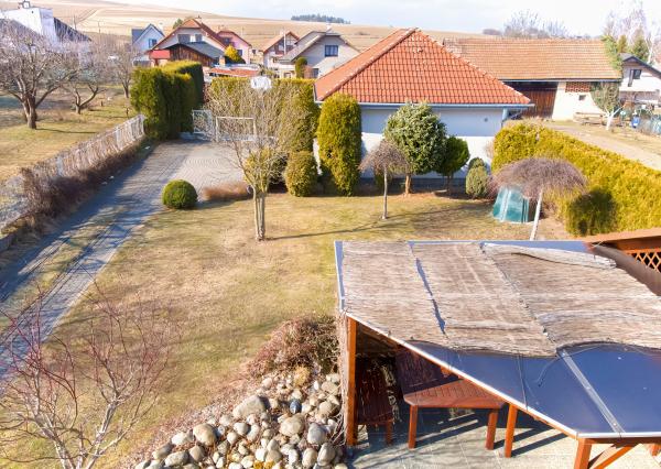 Rodinný dom s krásnou záhradou (922 m2) Markušovce pri SNV