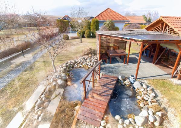 Rodinný dom s krásnou záhradou (922 m2) Markušovce pri SNV