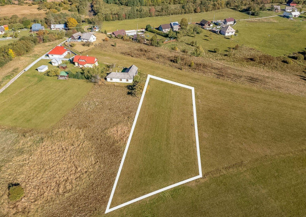 Atraktívny rekreačný pozemok (2221 m2) Tretí Hámor