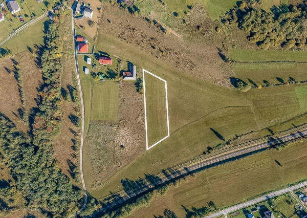 Atraktívny rekreačný pozemok (2221 m2) Tretí Hámor