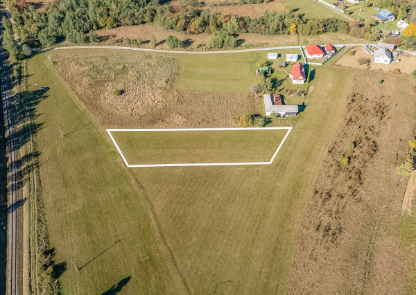 Atraktívny rekreačný pozemok (2221 m2) Tretí Hámor