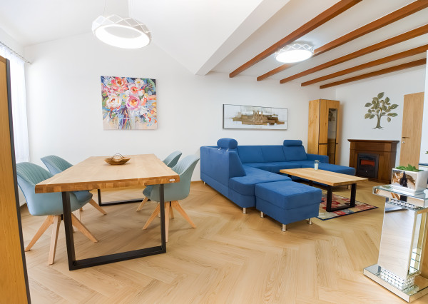 NOVOSTAVBA! Nadštandardný byt 2+1 (88 m2) centrum mesta SNV