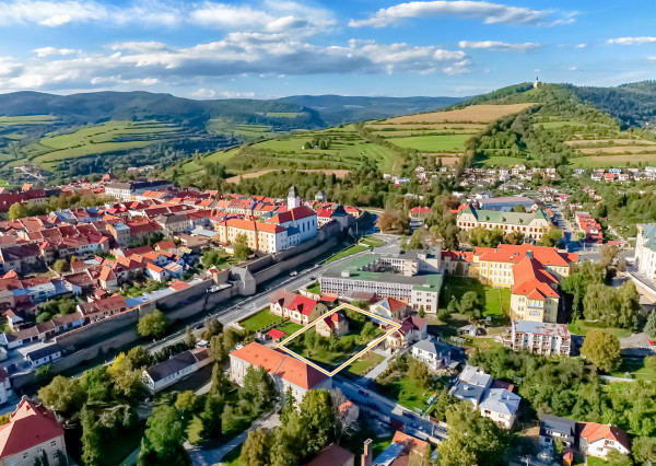 Atraktívny meštiansky dom s veľkou záhradou v Levoči