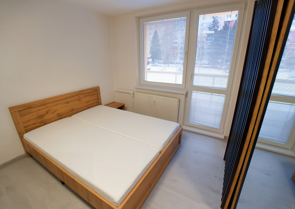 PRENÁJOM! Byt 1+1 (44 m2) s dvomi loggiami, sídl. Tarča v Sp. N. Vsi