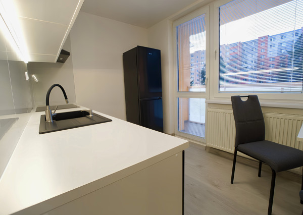 PRENÁJOM! Byt 1+1 (44 m2) s dvomi loggiami, sídl. Tarča v Sp. N. Vsi