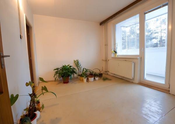 Byt 4+1 (82 m2) s loggiou, Komenského ul., SNV