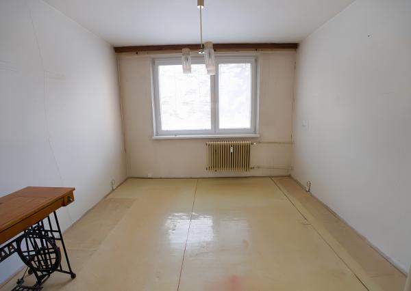 Byt 4+1 (82 m2) s loggiou, Komenského ul., SNV