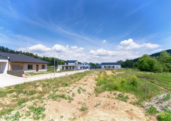 TOP PONUKA! Stavebný pozemok (1399 m2) Spišská Nová Ves