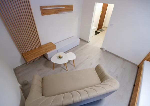 PRENÁJOM! Byt 1+1 (44 m2) s dvomi loggiami, sídl. Tarča v Sp. N. Vsi