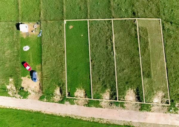 UŽ LEN TRI záhradky (300 m2) ZO Hlinica Spišská Nová Ves