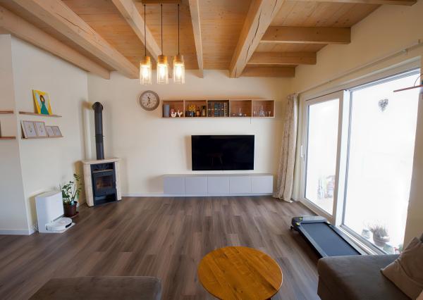 Vidiecky moderný bungalov novostavba (790 m2) Jánovce, časť Čenčice