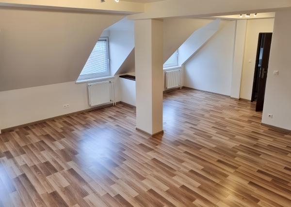 PRENÁJOM! Byt VEĽKÝ MEZONET (86 m2) Fabiniho ulica SNV