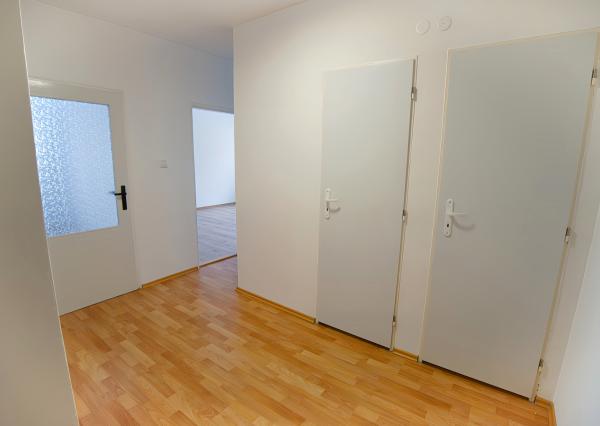 PRENÁJOM! Byt 2+1 (62 m2) s balkónom v centre, Levočská ul., Sp. N. Ves