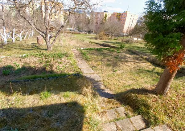 Záhrada s chatkou (363 m2) sídl. Mier Spišská Nová Ves