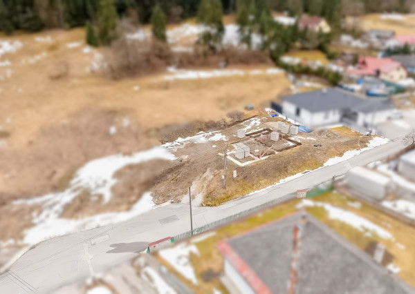 Pozemok pre praktický bungalov pod lesom Sp. Nová Ves