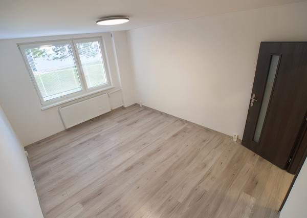 Kompletne rekonštruovaný byt 1+1 sídl. Tarča SNV