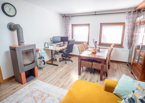 Rodinny dom - 5 izieb - 3 garáže v tichej lokalite Krompachy