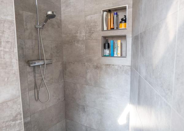 Rodinny dom - 5 izieb - 3 garáže v tichej lokalite Krompachy