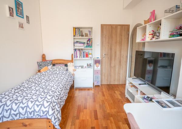 Rodinny dom - 5 izieb - 3 garáže v tichej lokalite Krompachy