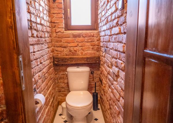 Rodinny dom - 5 izieb - 3 garáže v tichej lokalite Krompachy