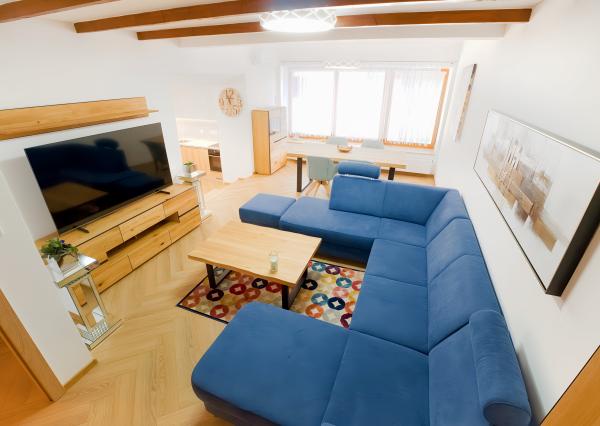 NOVOSTAVBA! Nadštandardný byt 2+1 (88 m2) centrum mesta SNV