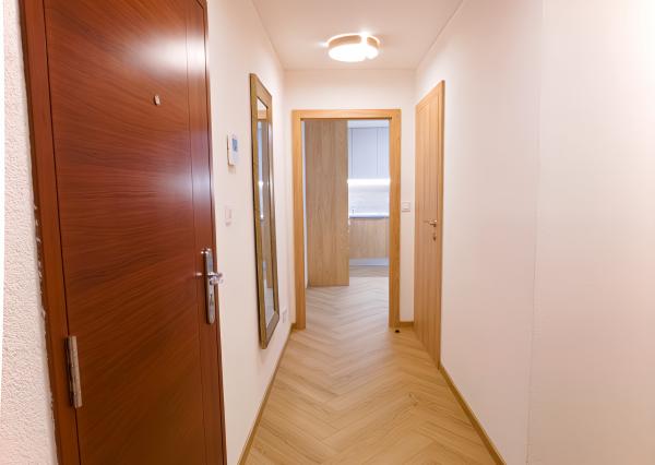 NOVOSTAVBA! Nadštandardný byt 2+1 (88 m2) centrum mesta SNV