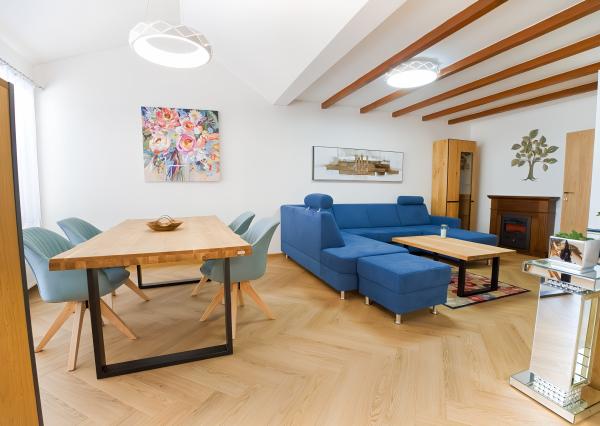 NOVOSTAVBA! Nadštandardný byt 2+1 (88 m2) centrum mesta SNV