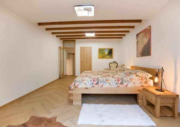 NOVOSTAVBA! Nadštandardný byt 2+1 (88 m2) centrum mesta SNV