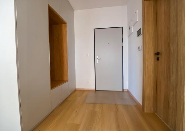 PRENÁJOM! 2-izbový byt (65 m2) s loggiou Zelené údolie Spišská Nová Ves