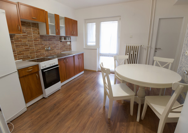 PRENÁJOM! Byt 3+1  (72 m2) s loggiou Hviezdoslavova ul. SNV