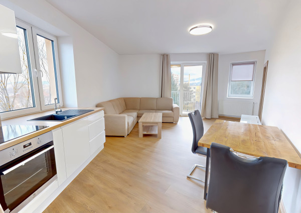 NOVOSTAVBA! Atypický 3-izbový byt (75 m2) s loggiou sídl. Tarča