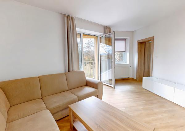 NOVOSTAVBA! Atypický 3-izbový byt (75 m2) s loggiou sídl. Tarča