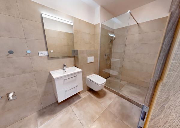 NOVOSTAVBA! Atypický 3-izbový byt (75 m2) s loggiou sídl. Tarča