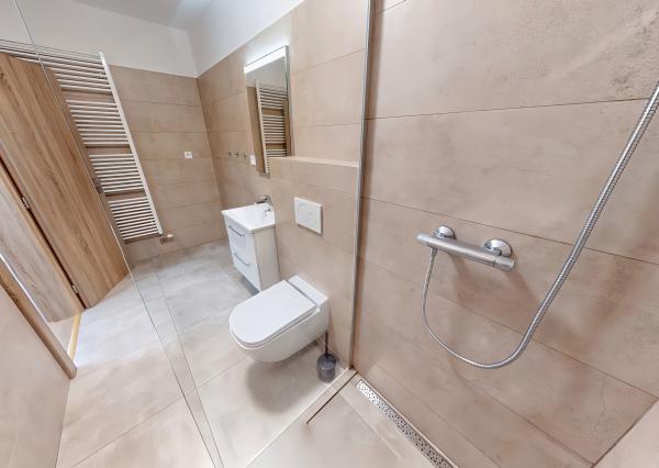 NOVOSTAVBA! Atypický 3-izbový byt (75 m2) s loggiou sídl. Tarča