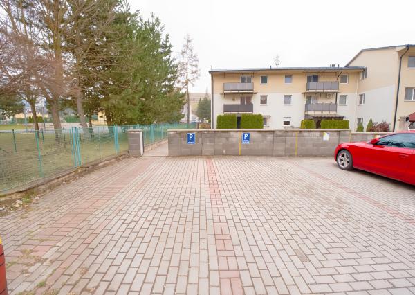 ALTERNATÍVA RD! VEĽKÝ 4-izbový (148 m2) byt s terasou, Ferčekovce SNV