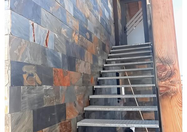 Apartmán (59 m2) s loggiou a parkovacím státím Slovenský Raj